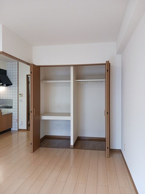 物件内観写真9　(収納)