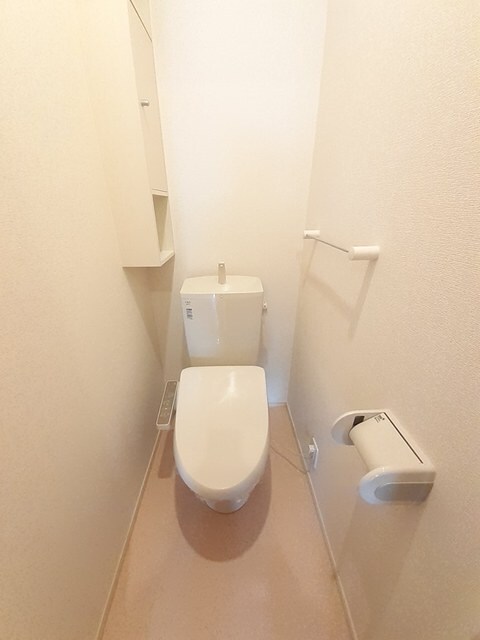 物件内観写真7　(トイレ)