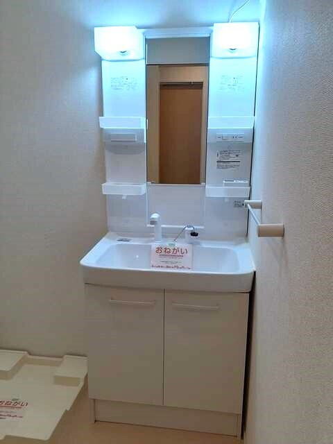 物件内観写真7　(洗面所)