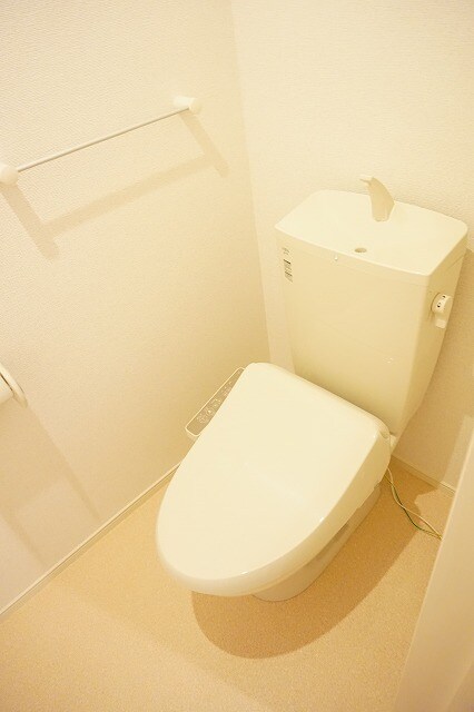 物件内観写真7　(トイレ)