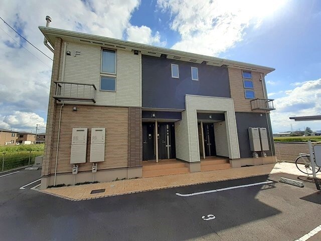 物件外観写真1　(外観写真)