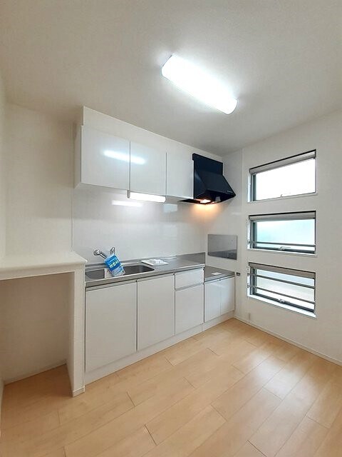 物件内観写真4　(キッチン)