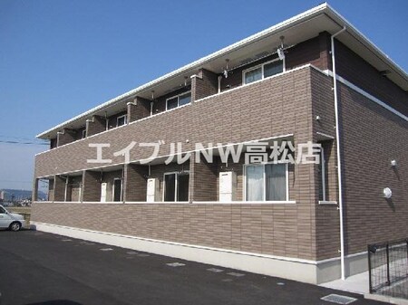 エレスチャル外観写真