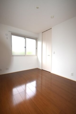 物件内観写真10　(洋室6.0帖)