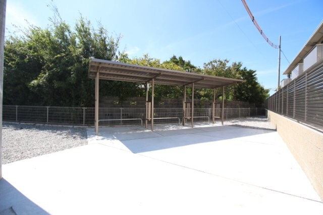 物件内観写真19　(駐輪場)