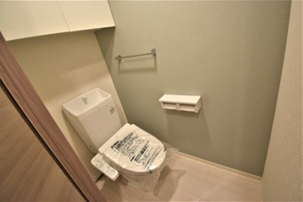 トイレ(温水洗浄暖房便座)