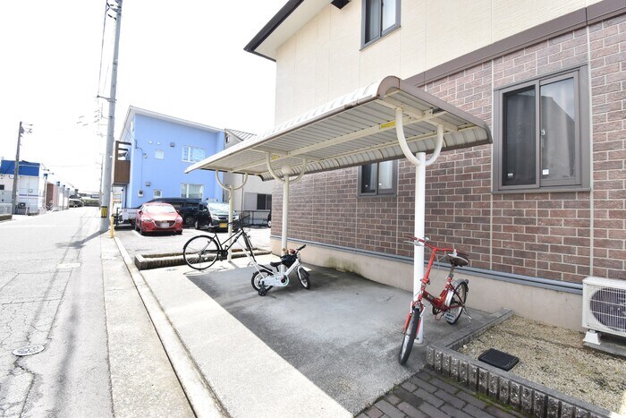 物件内観写真19　(駐輪場)