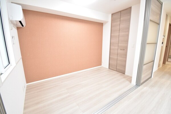 洋室(洋室３．５帖)