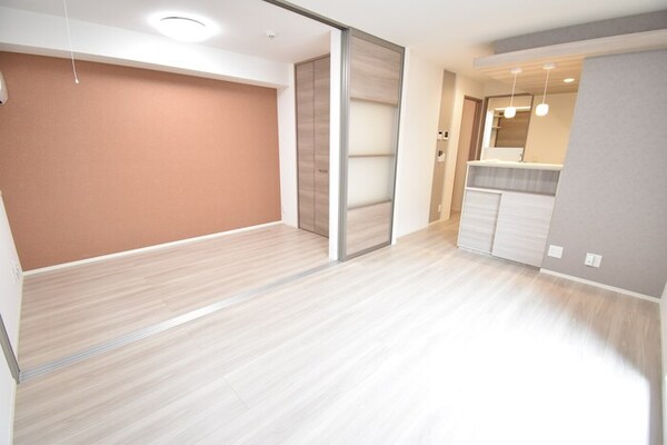 洋室(ＬＤＫ１０．７帖～洋室３．５帖)