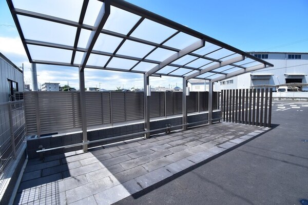 建物設備(駐輪場)