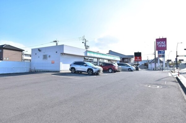 ファミリーマート高松中央通り店