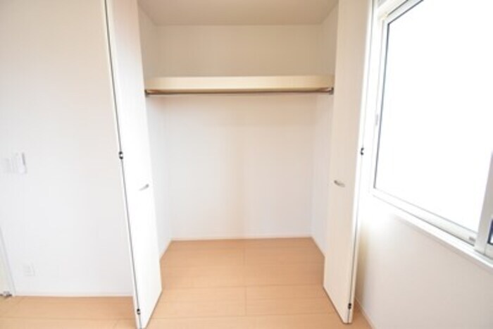 物件内観写真15　(クローゼット（洋室北）)