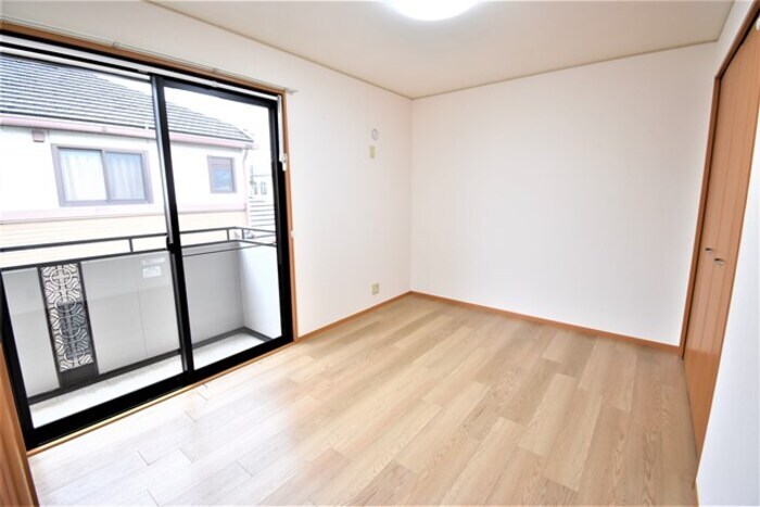 物件内観写真12　(南洋室６帖)