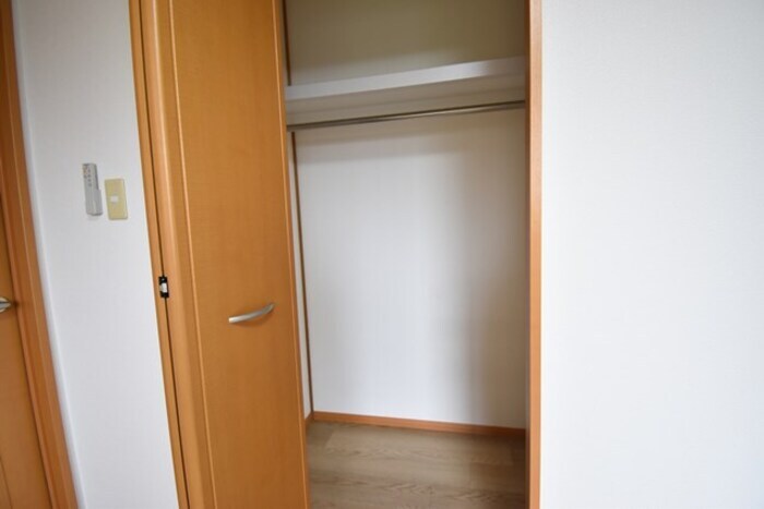 物件内観写真15　(クローゼット（北西洋室）)
