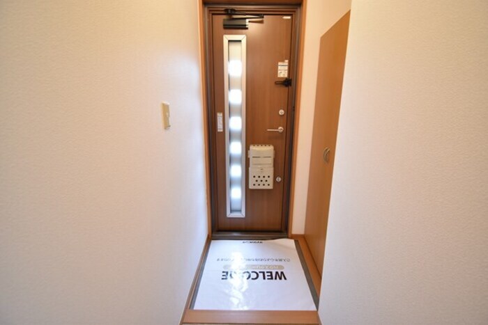 物件内観写真20　(玄関)