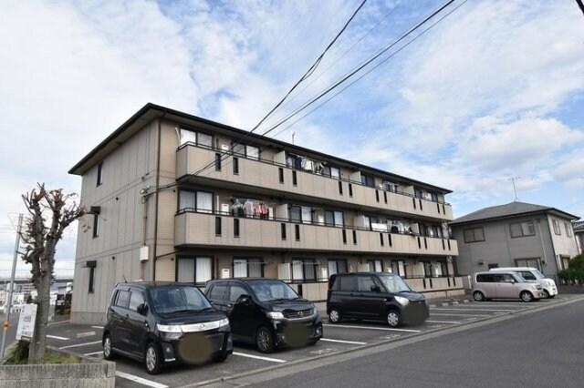 物件外観写真3　(駐車場)