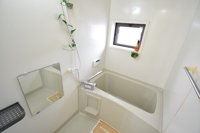 物件内観写真4　(浴室)