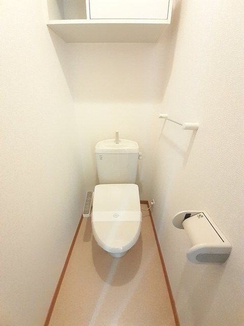 物件内観写真7　(トイレ)