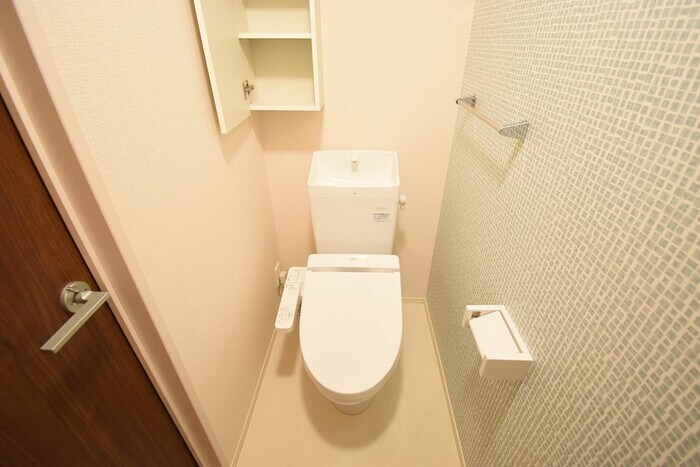 物件内観写真7　(温水洗浄暖房便座)