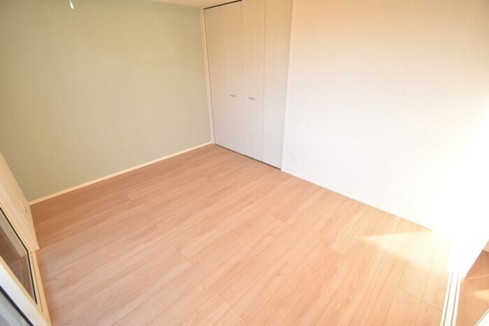 物件内観写真8　(洋室６帖)