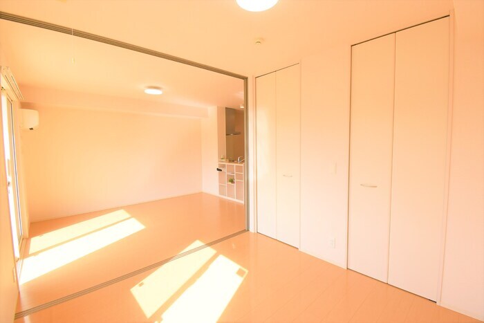 物件内観写真12　(洋室４．５帖～ＬＤＫ１１．４帖)