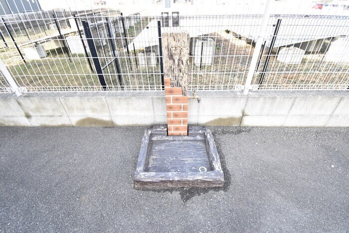 物件内観写真21　(ペット用足洗い場)