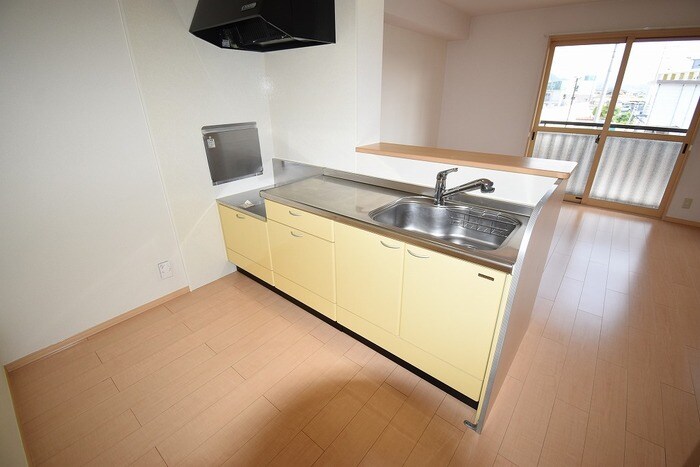 物件内観写真3　(キッチン)