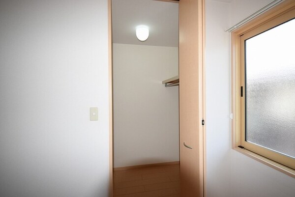 収納(ウォークインクローゼット)