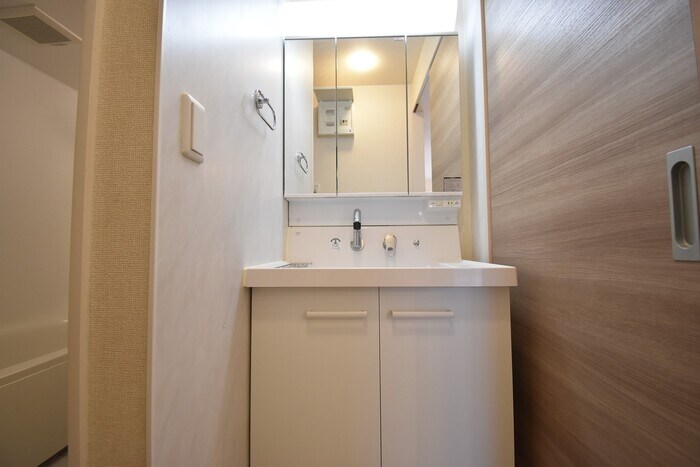物件内観写真5　(洗髪洗面化粧台)
