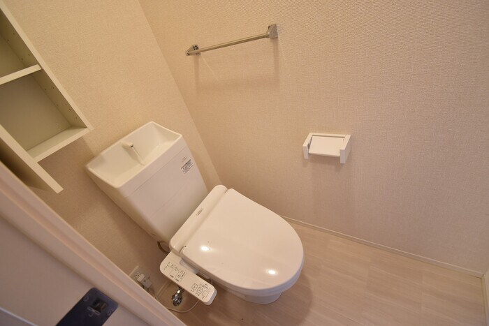 物件内観写真6　(温水洗浄暖房便座)