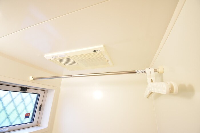 物件内観写真16　(浴室乾燥機)