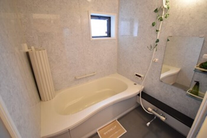 物件内観写真4　(浴室)