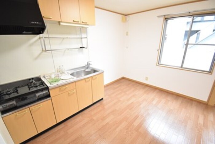 物件内観写真3　(キッチン)