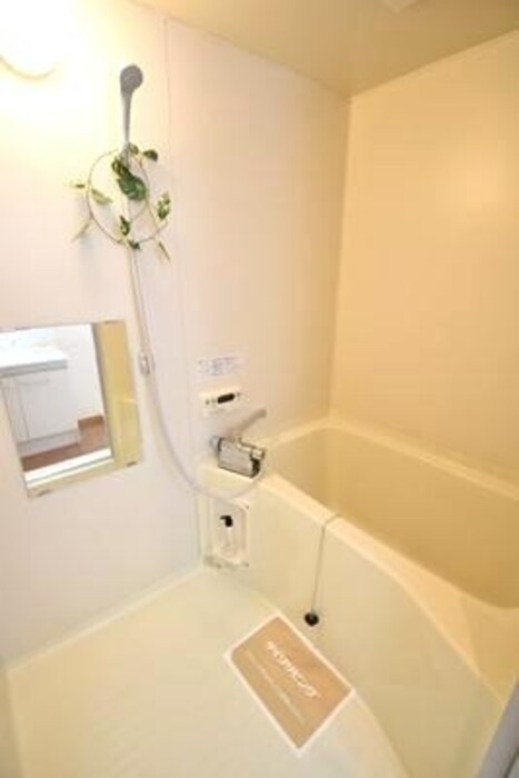 物件内観写真5　(浴室)