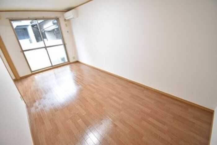 物件内観写真17　(ＬＤＫ１４．５帖)