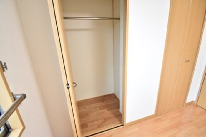 物件内観写真20　(クローゼット（北洋室）)