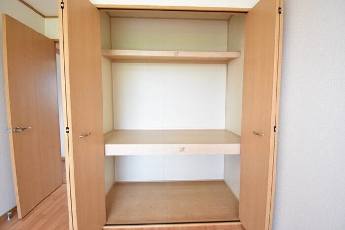 物件内観写真20　(物入（南東洋室）)