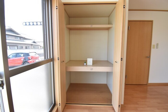 物件内観写真22　(物入（ＬＤＫ）)