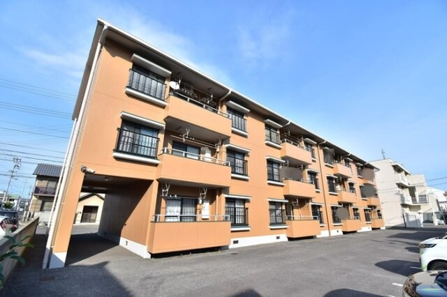 物件外観写真1　(建物外観)