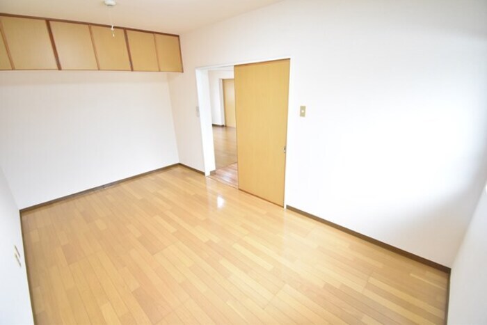 物件内観写真7　(北東洋室６帖)