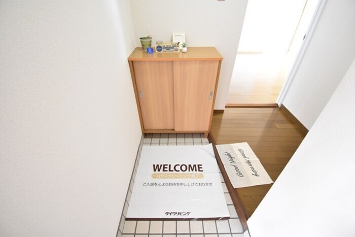 物件内観写真22　(玄関)