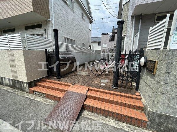 建物設備(エントランス部分)