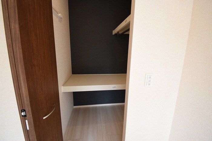 物件内観写真9　(ウォークインクローゼット)