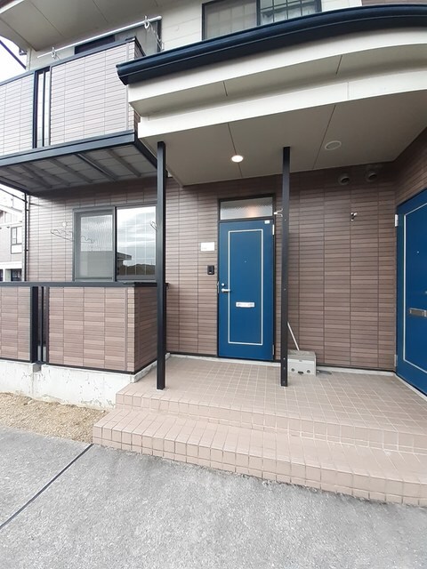 物件外観写真2　(その他共有部分)