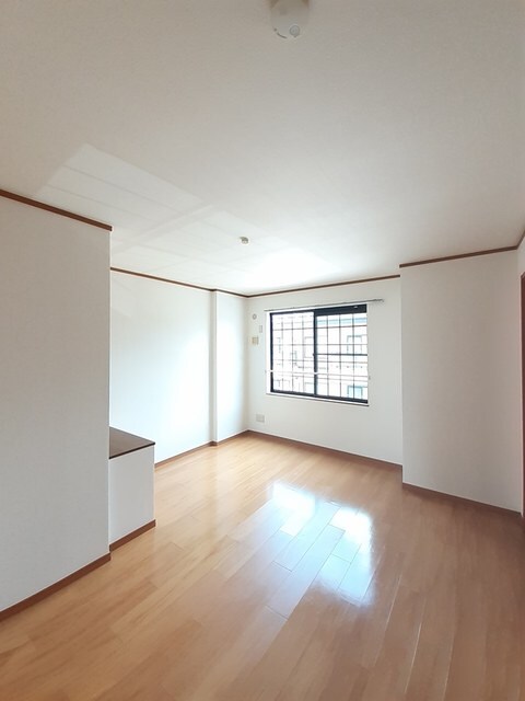 物件内観写真8　(その他部屋・スペース)