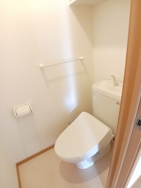 物件内観写真6　(トイレ)