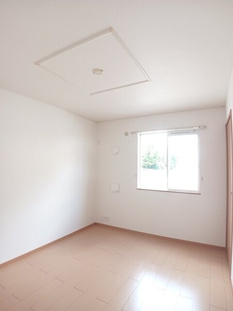 物件内観写真7　(その他部屋・スペース)