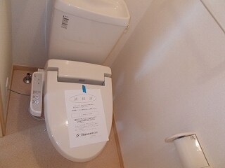 物件内観写真7　(トイレ)