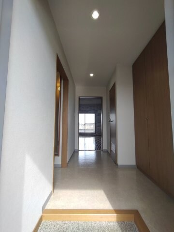 物件内観写真11　(靴箱)