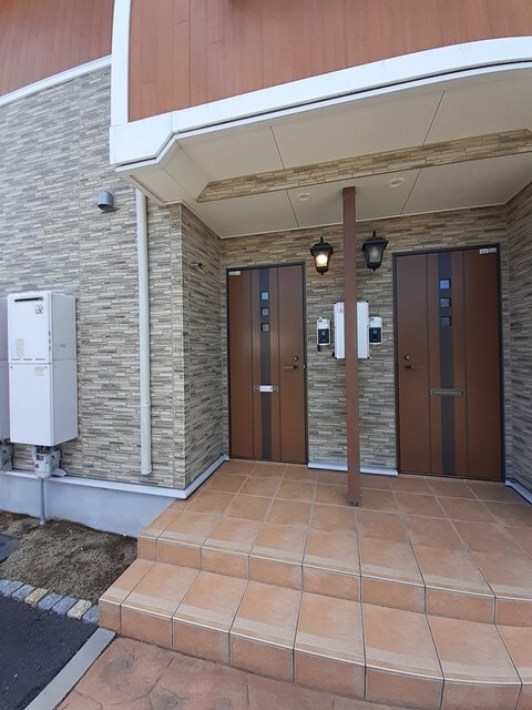 物件外観写真2　(その他共有部分)